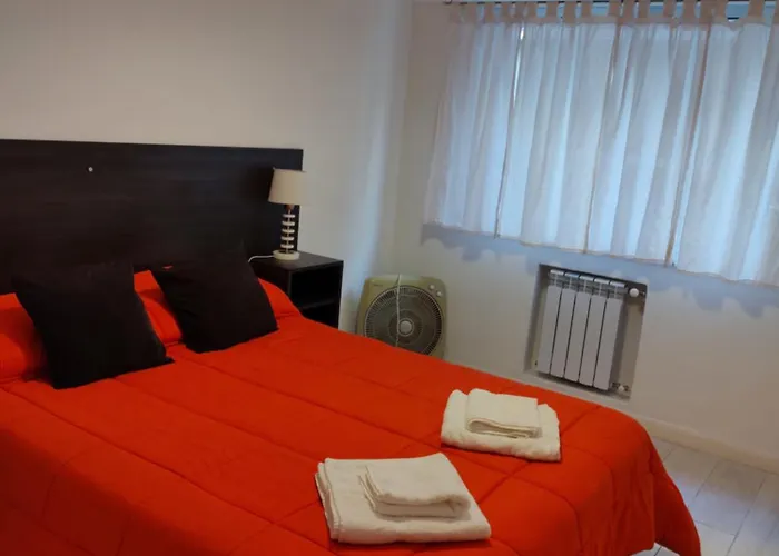 Excelente Departamento Para 2 Personas Con Balcon A La Calle